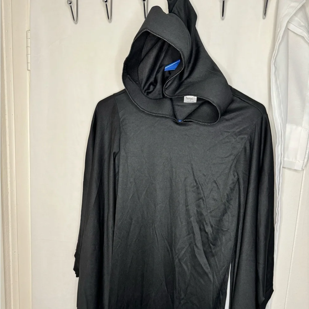 Halloween Hooded Robe - Picture 10 of 11